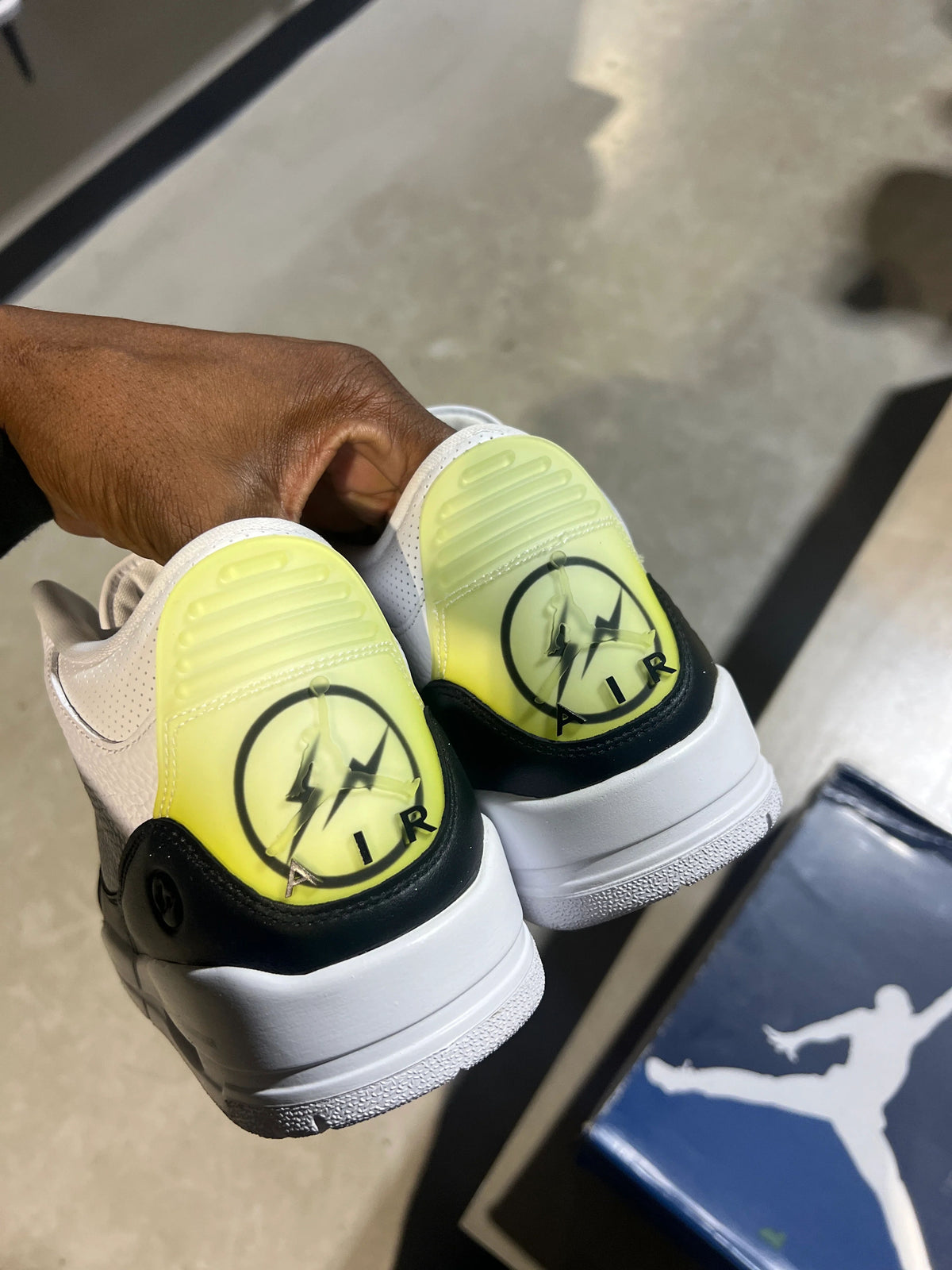 Jordan 3 Retro Fragment - Pre-Owned