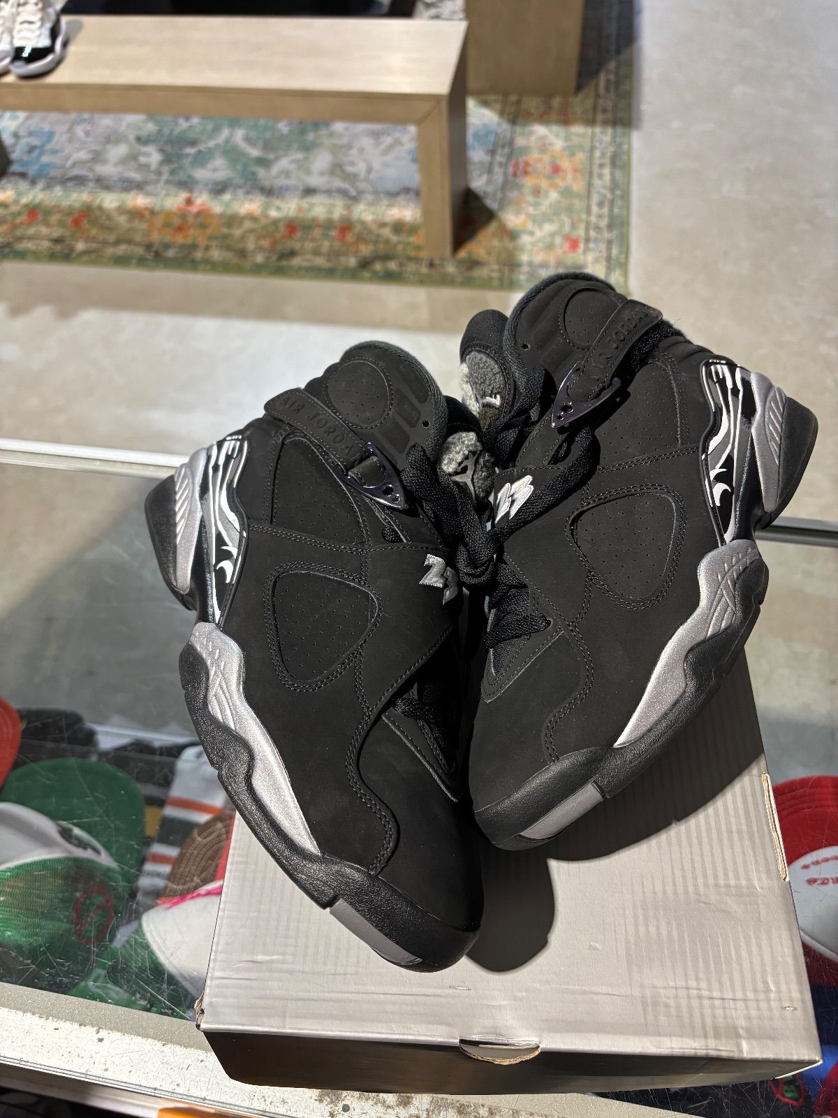Jordan 8 Chrome Sz 9 - Pre-Owned