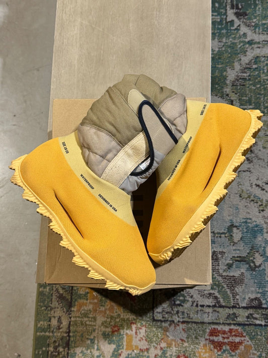 adidas Yeezy Knit RNR Boot Sulfur - Pre-Owned