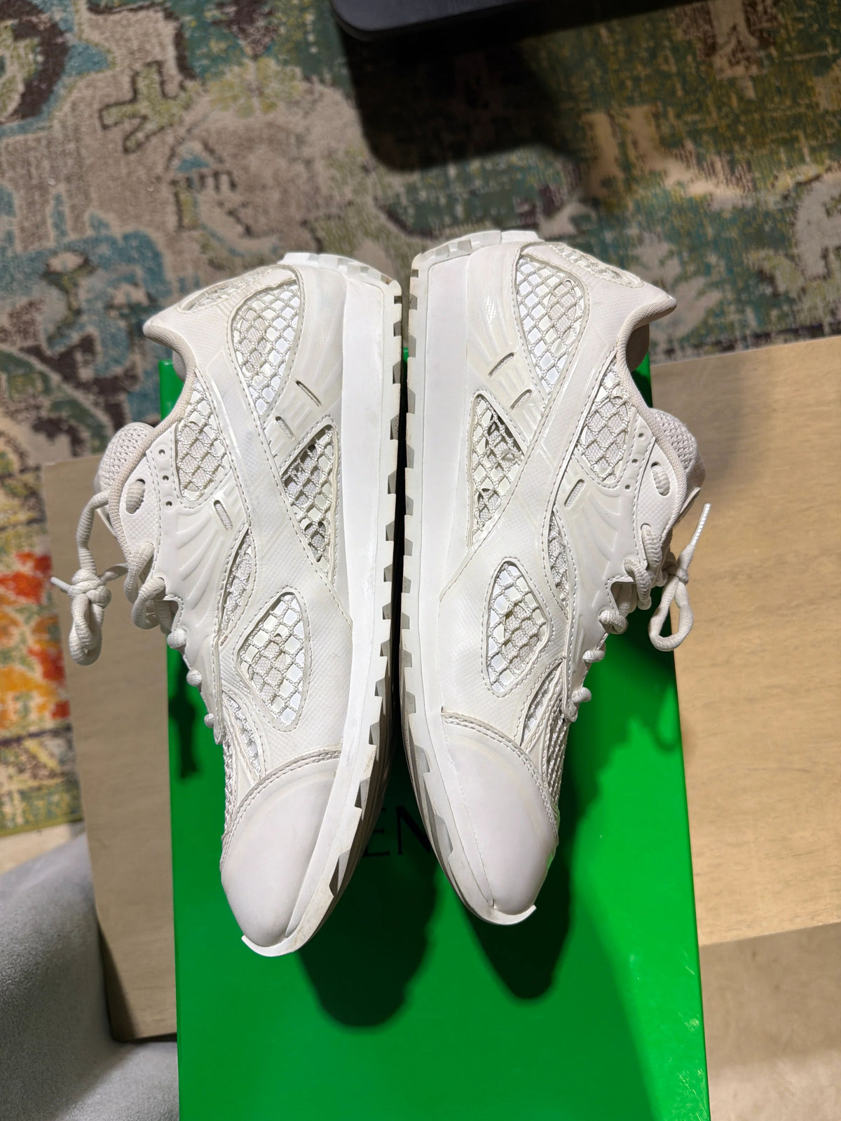 Bottega Orbit White/White Used Sz 9 - Pre-Owned