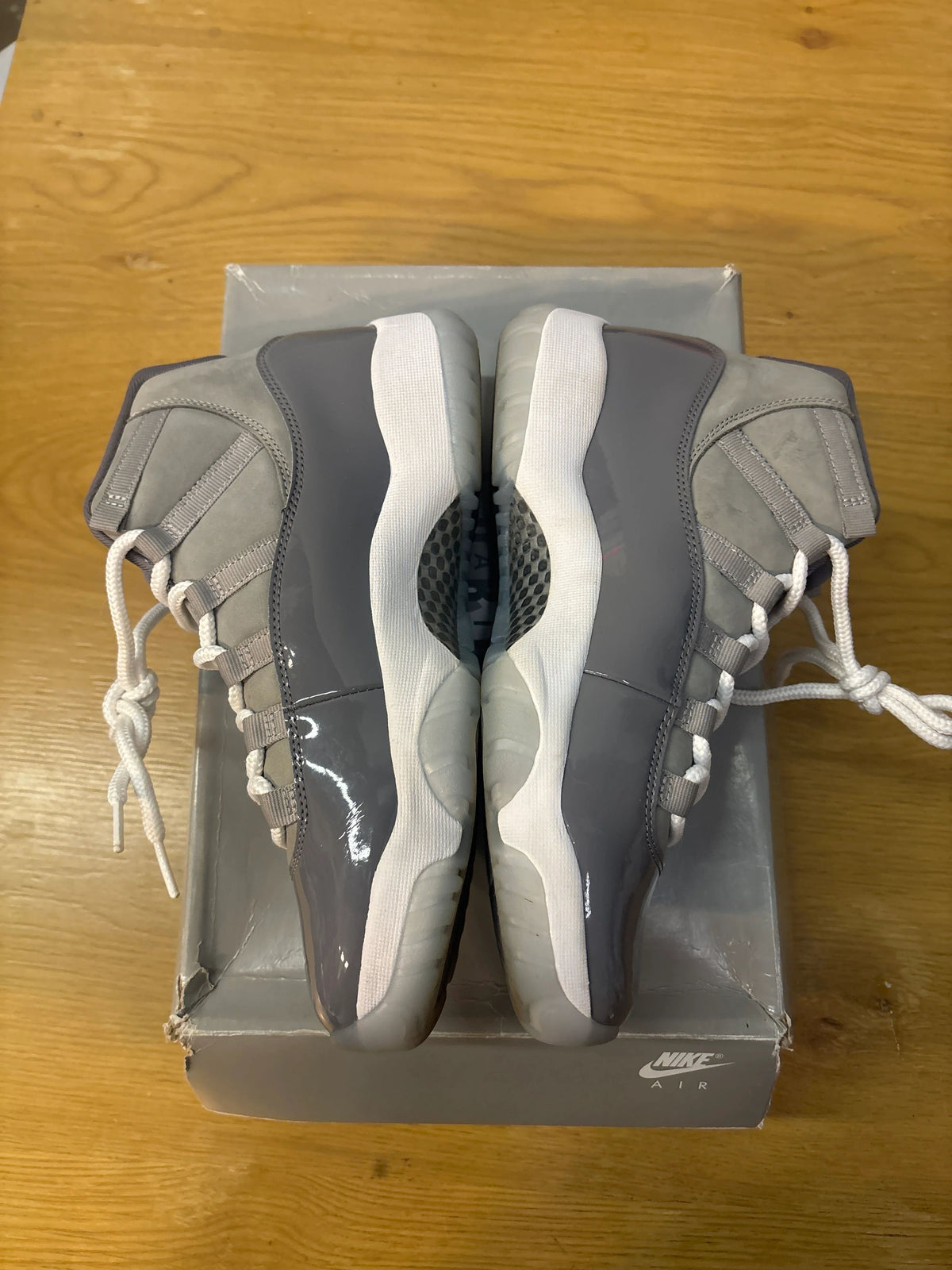 Jordan 11 Retro Cool Grey (2021) - Pre-Owned