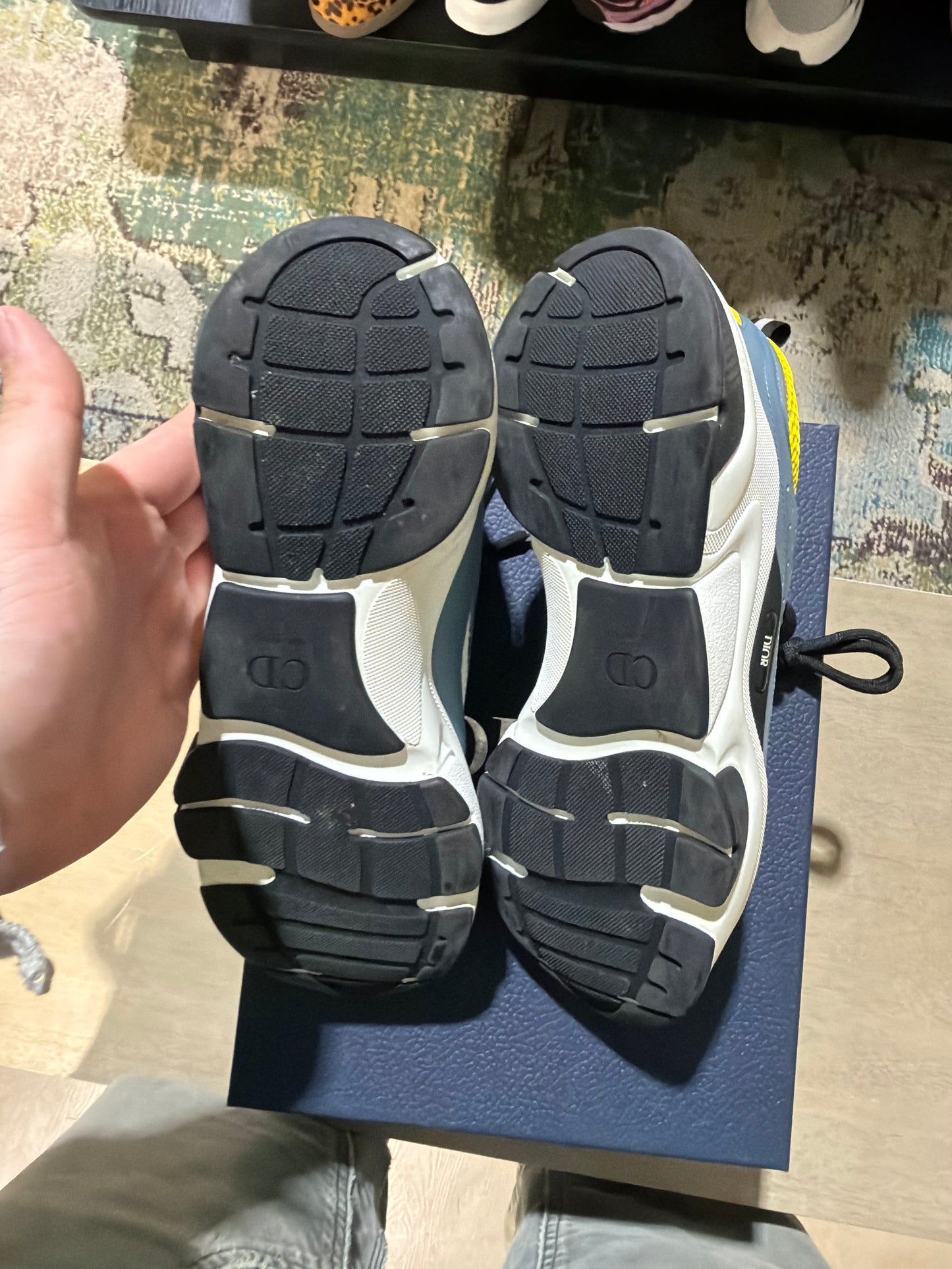 Dior b22 yellow/blue used sz 11