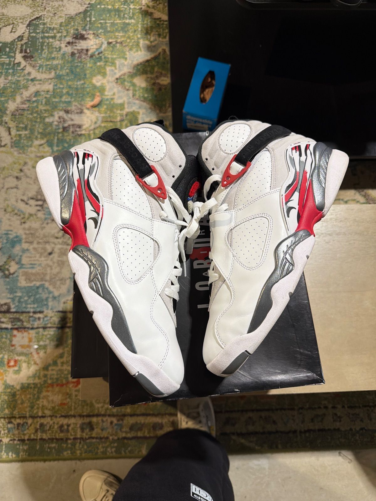 Jordan 8 Retro White True Red (2025) - Pre-Owned