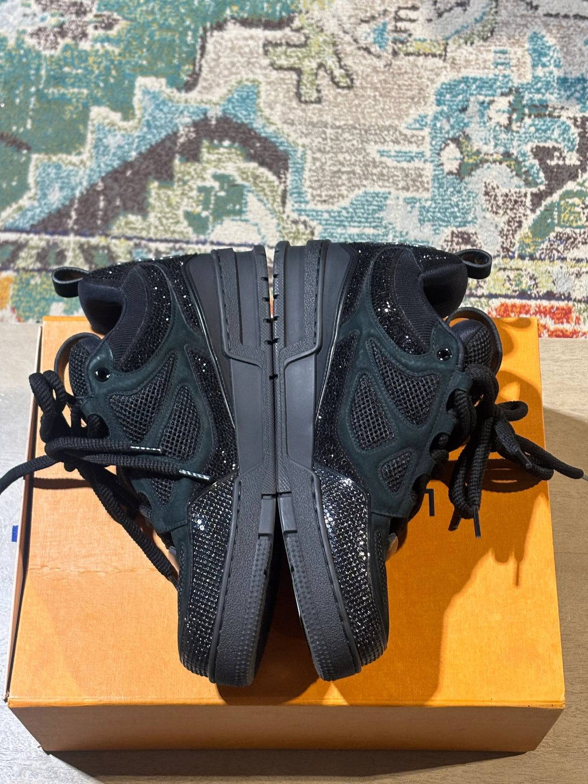 Lv Skate Black/Black Rhinestone Used Sz 9.5 - Pre-Owned