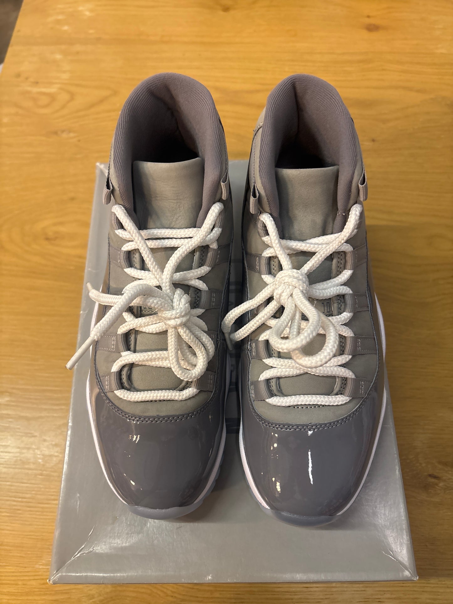JORDAN 11 COOL GREY 2021 Used Sz 8.5 (1)