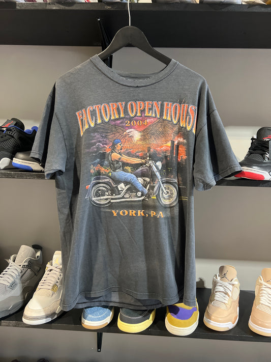 Vintage 04 factory open hours tee
