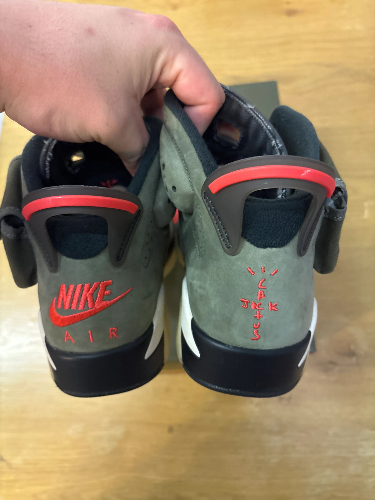 Jordan 6 Retro Travis Scott - Pre-Owned