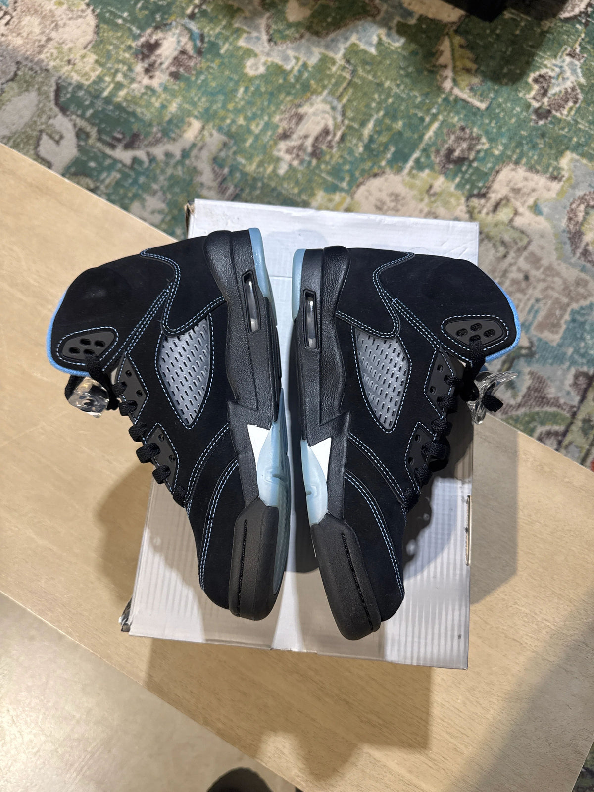 Jordan 5 Retro Black University Blue (2026) (GS) - Pre-Owned