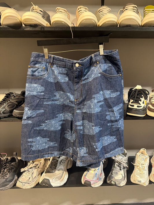 Louis Vuitton Chambray Shorts