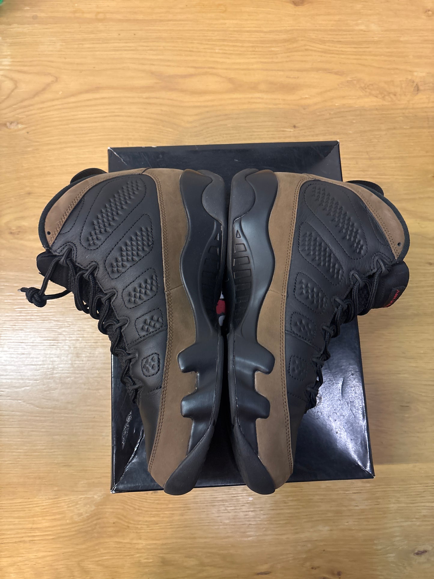 Jordan 9 Olive 2024 Size 10 Used