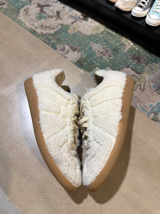 Maison Margiela Fur Gats Sz 10 Used NB