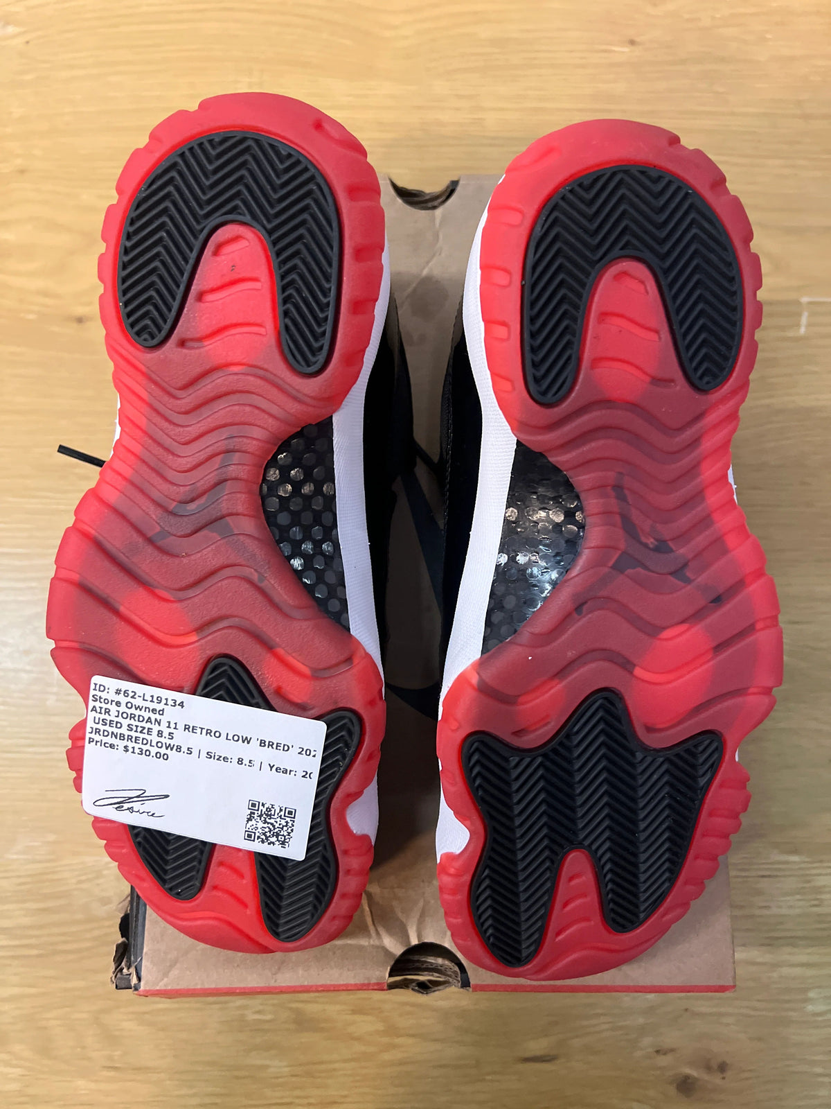 Jordan 11 Retro Low Bred (2025) - Pre-Owned