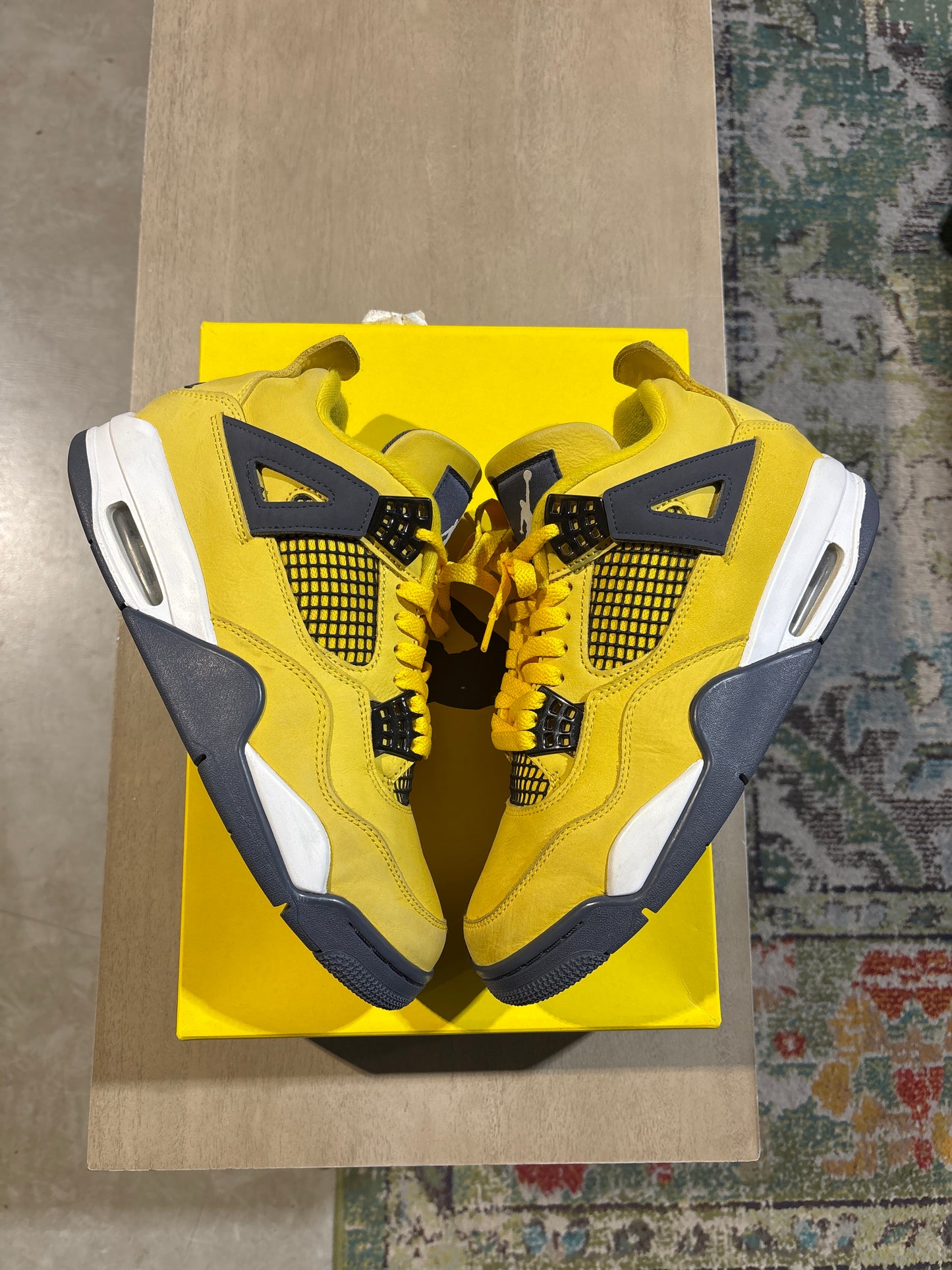Jordan 4 Lightning Used Sz 8