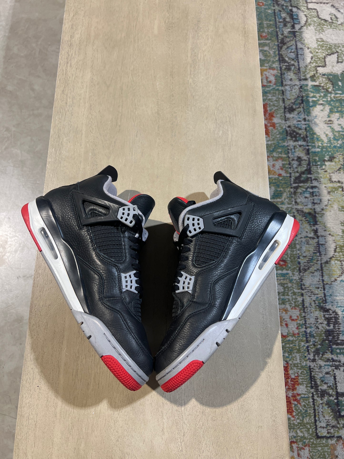 JORDAN 4 BRED REIMAGINED SZ 10.5 USED NB