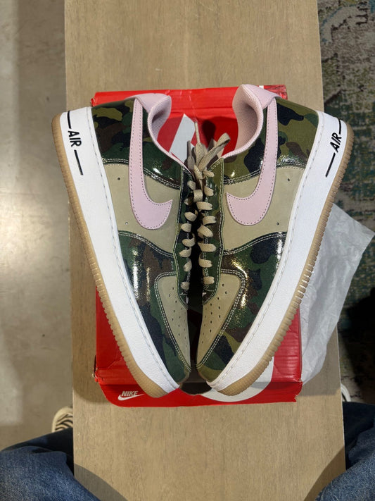 Nike Air Force 1 Low '07 LV8 Patent Camo Pink - Pre-Owned