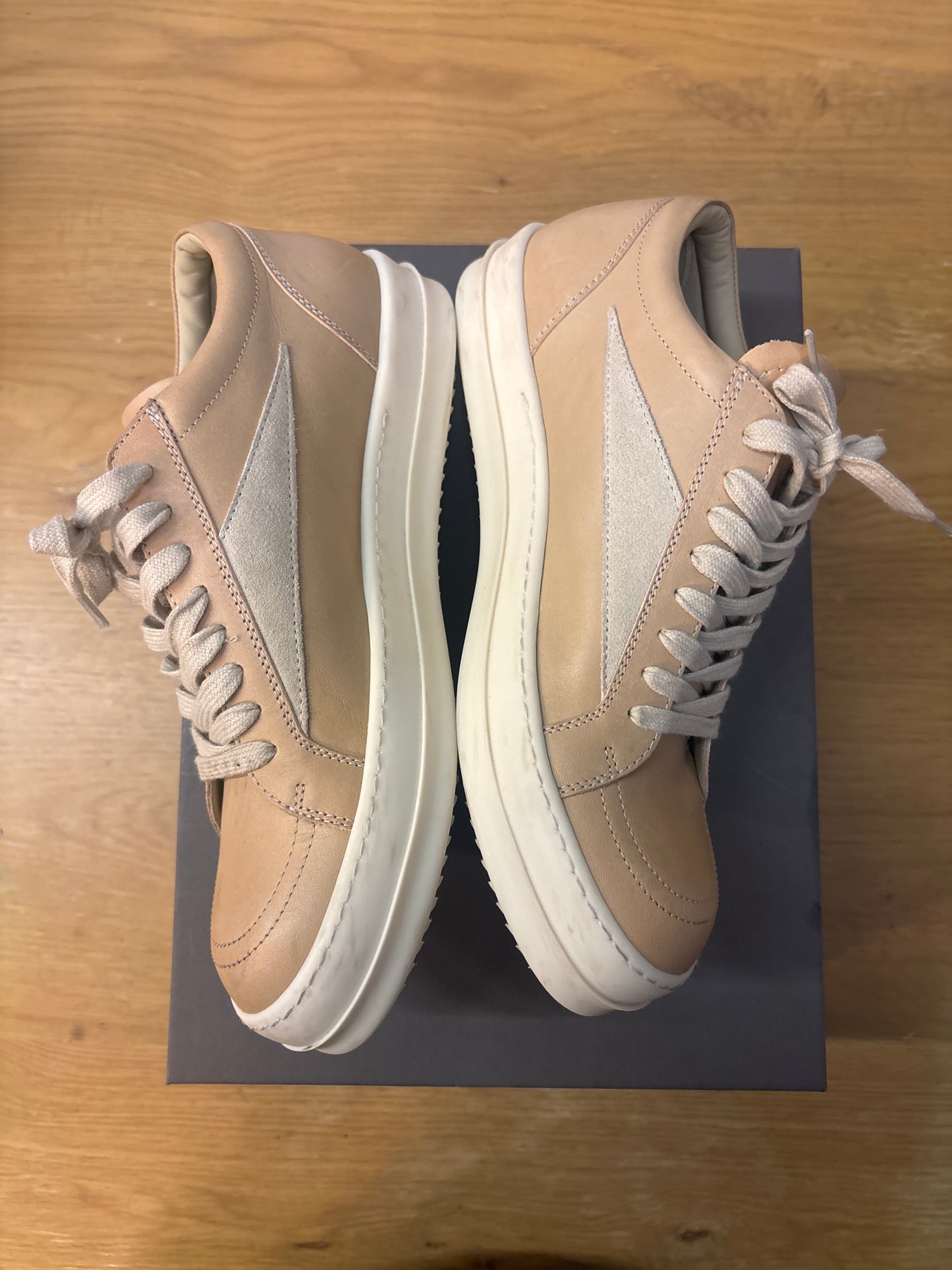 Rick vintage leather yellow/white used sz 8.5