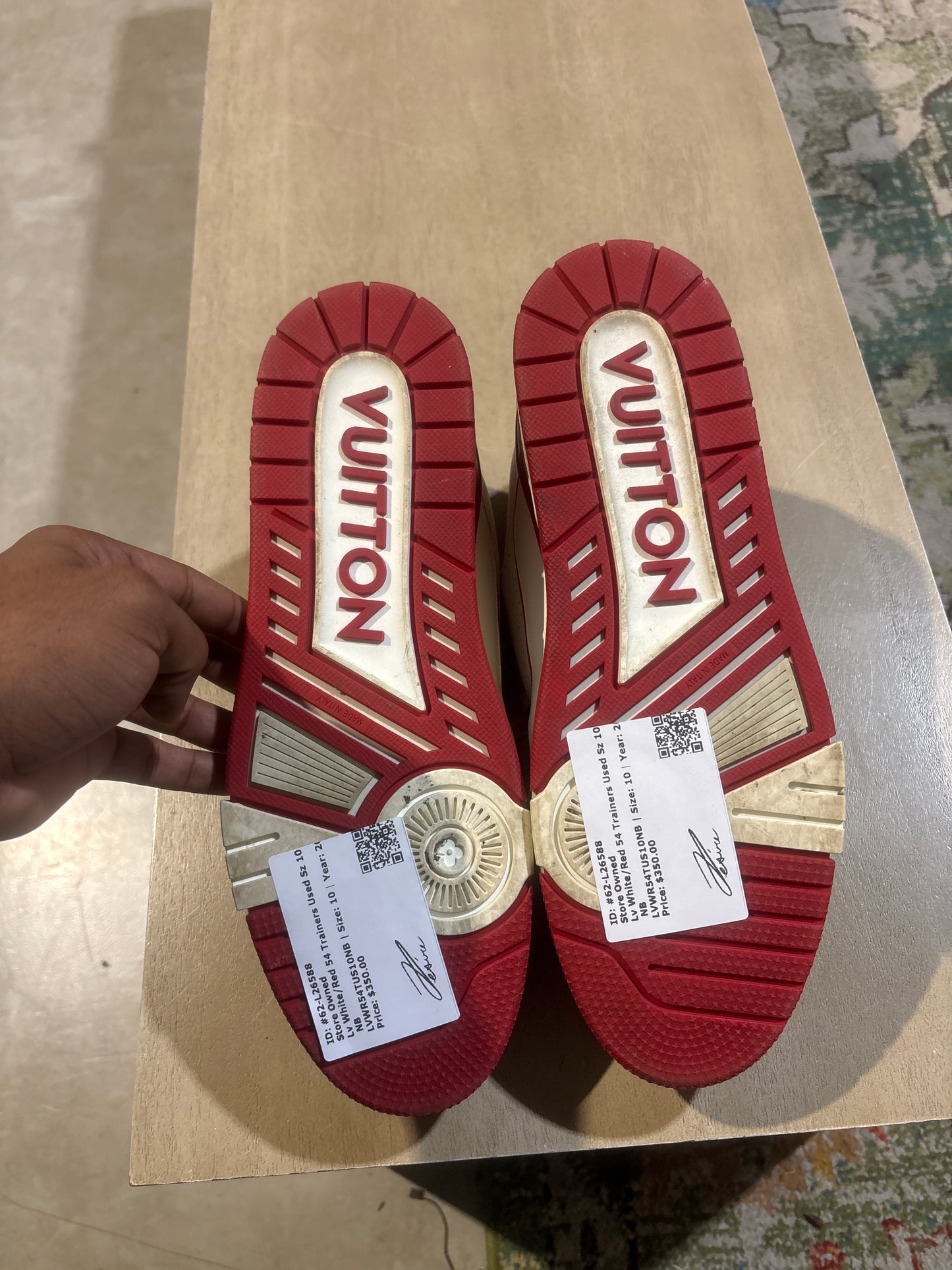 Lv White/Red 54 Trainers Used Sz 10 NB