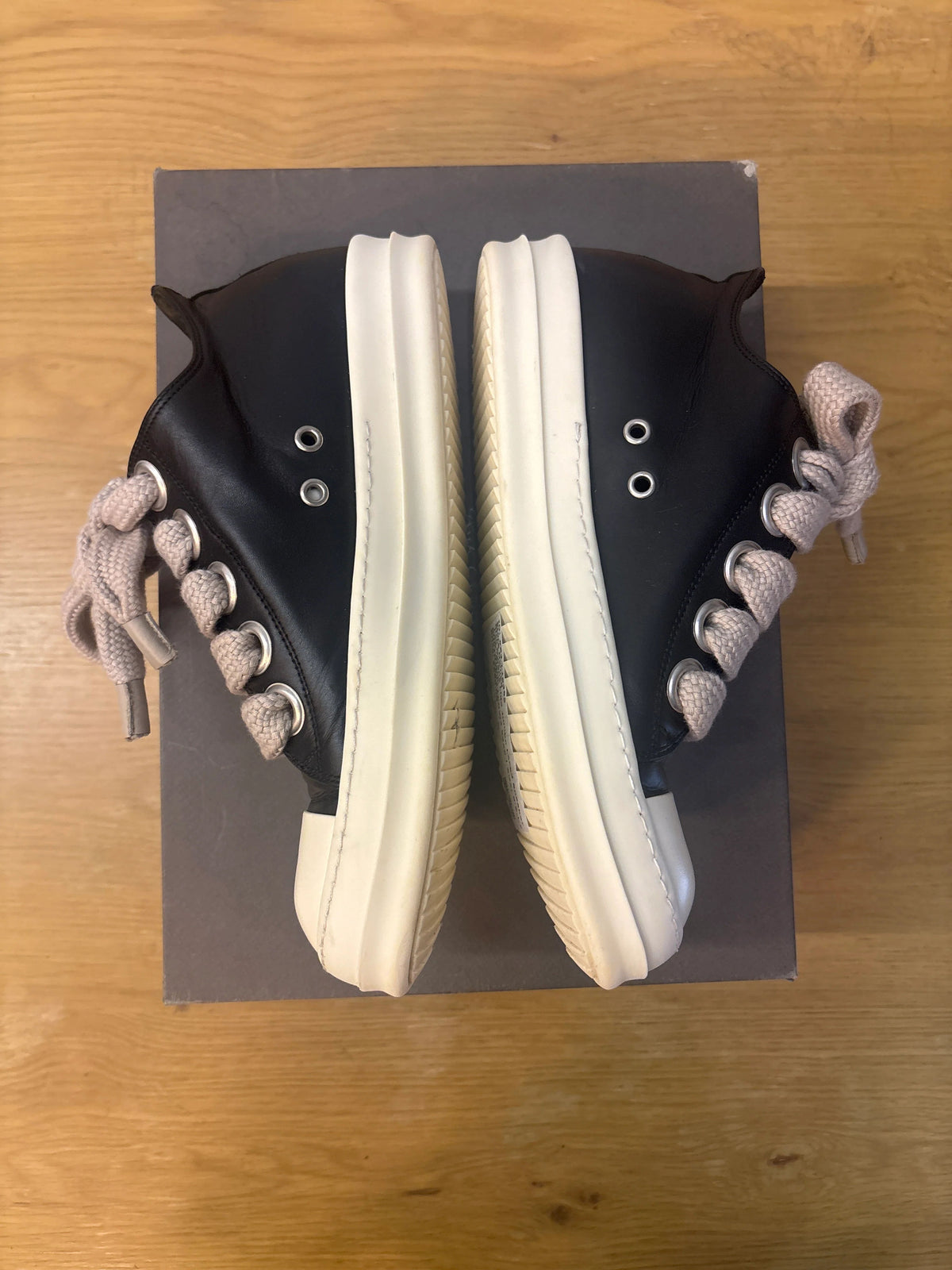 Rick Owens Lido Jumbo Laced Sneaker Low 'Black' Used Size 6.5 - Pre-Owned
