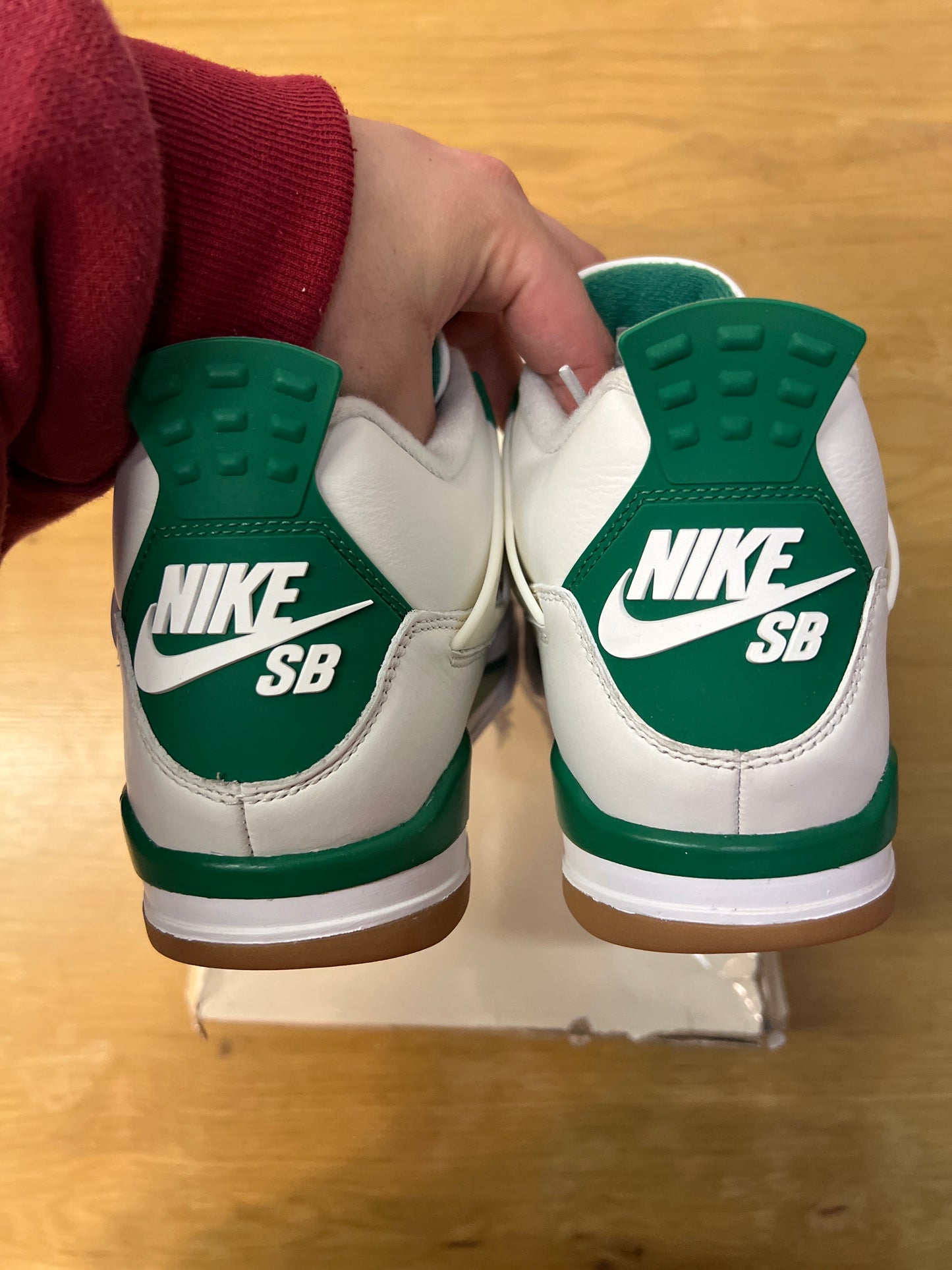 Air Jordan 4 Sb Pine Green Sz 8.5 Used