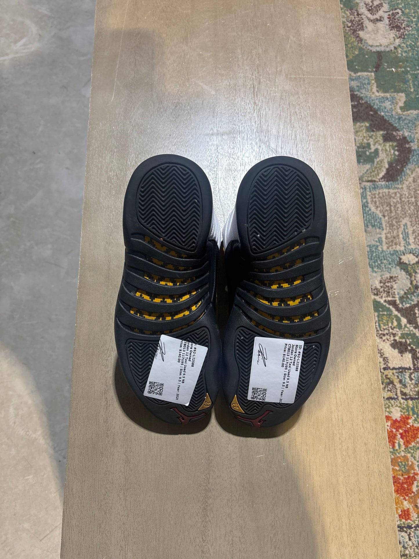 Jordan 12 Taxi Used 9.5 NB