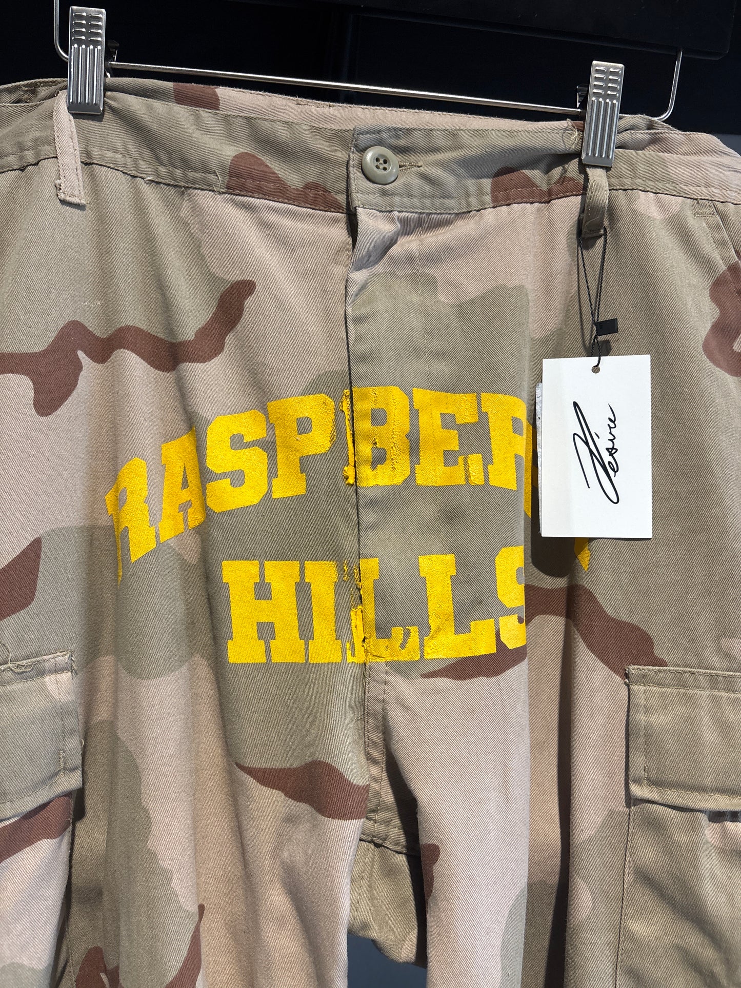 gv gallery light camo pants