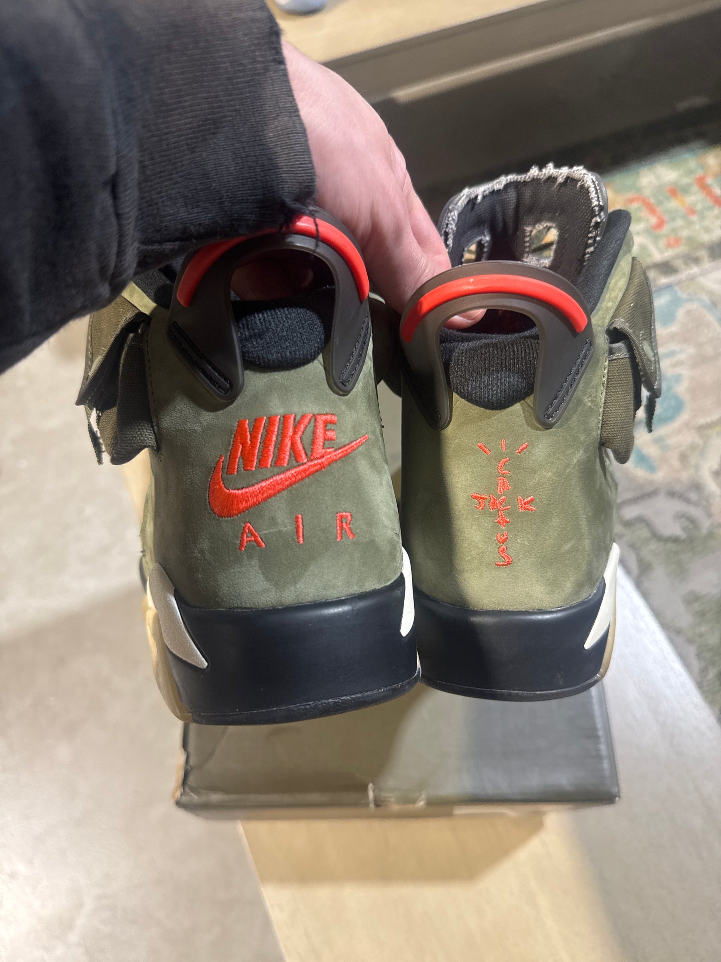 Jordan 6 Travis Scott Olive Used Sz 11