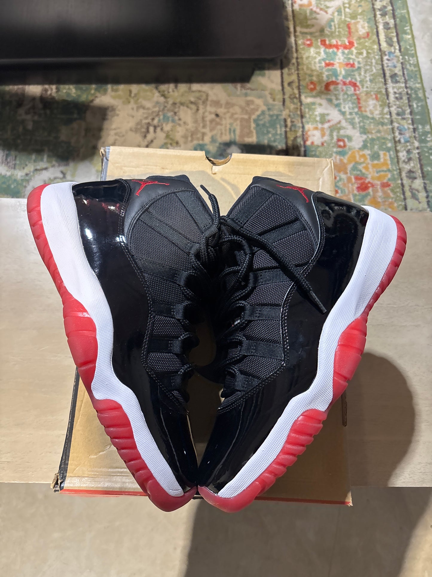 Jordan 11 Bred Used Sz 12 (1)