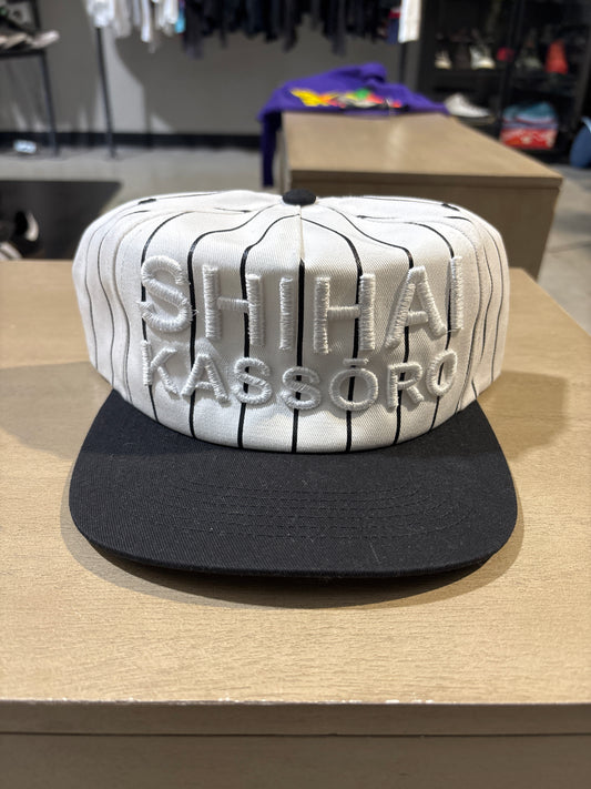 SHIHAI KASSORO WHITE LETTER PINSTRIPE HAT