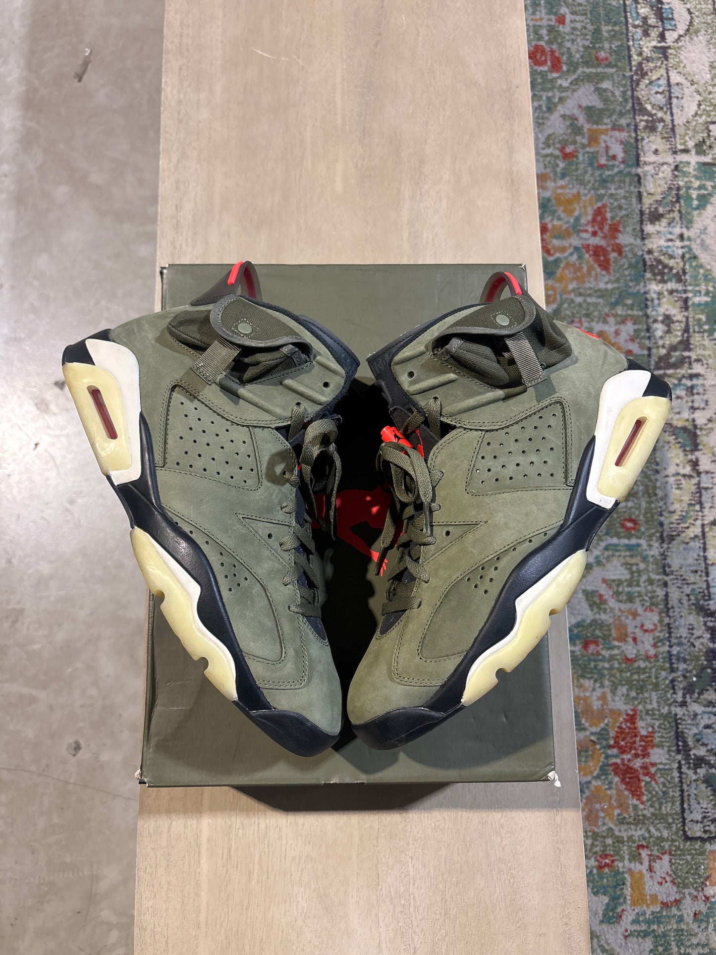 Jordan 6 Travis Scott Olive Used Sz 12