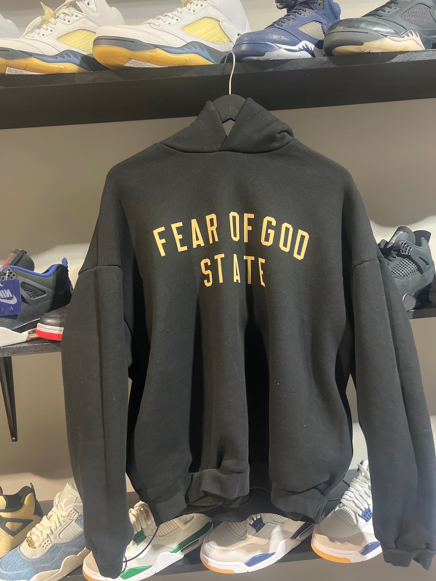 Fog Essentials Black/cream hoodie