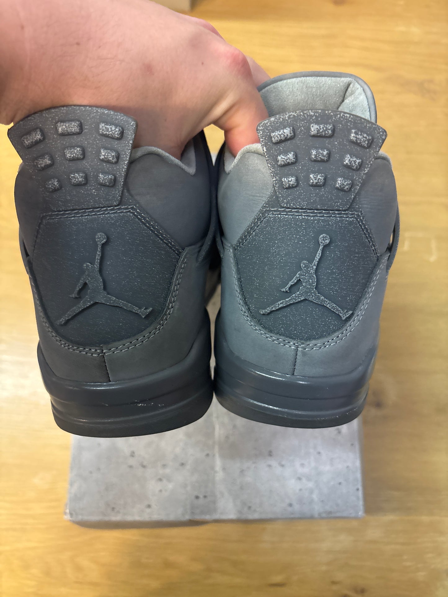 JORDAN 4 WET CEMENT USED SZ 9.5