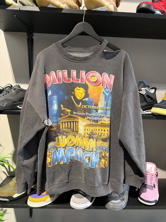 Vintage Million Women March Thrashed Crewneck Sz L