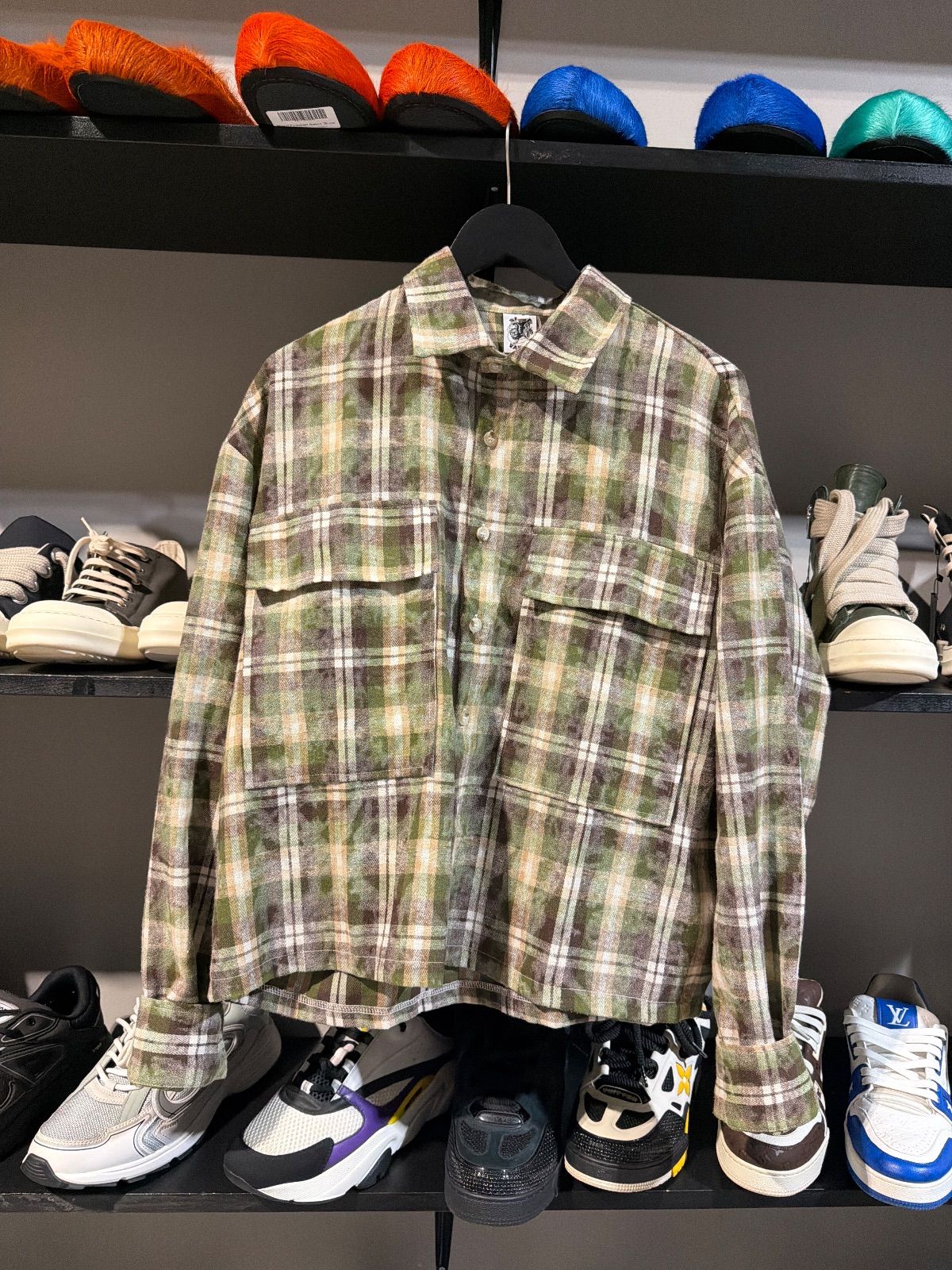 Saint Vanity Olive Green Flannel