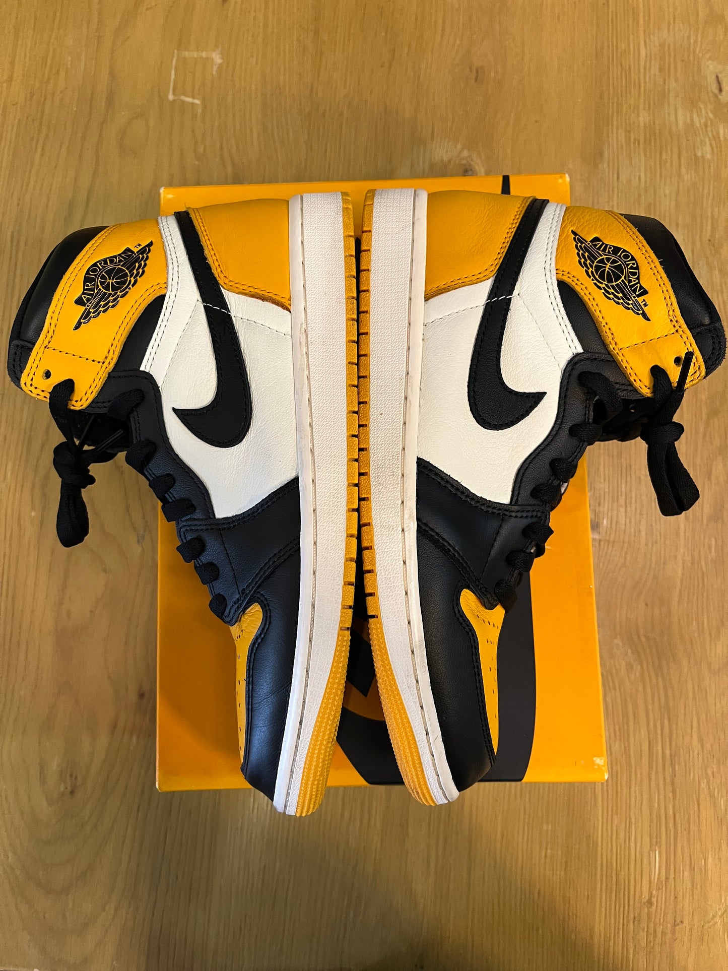 Jordan 1 Yellow Toe used