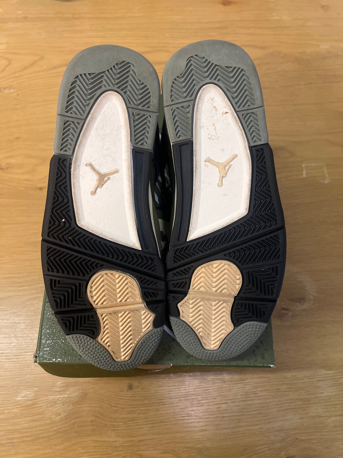 Jordan 4 SE Craft olive used SZ 8.5