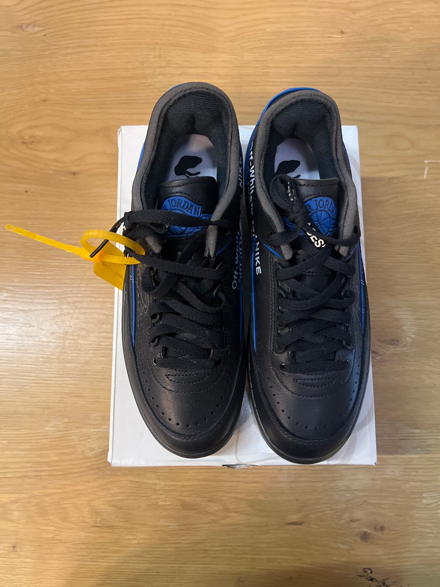 OFF-WHITE X AIR JORDAN 2 RETRO LOW SP BLACK VARSITY ROYAL USED SIZE 8