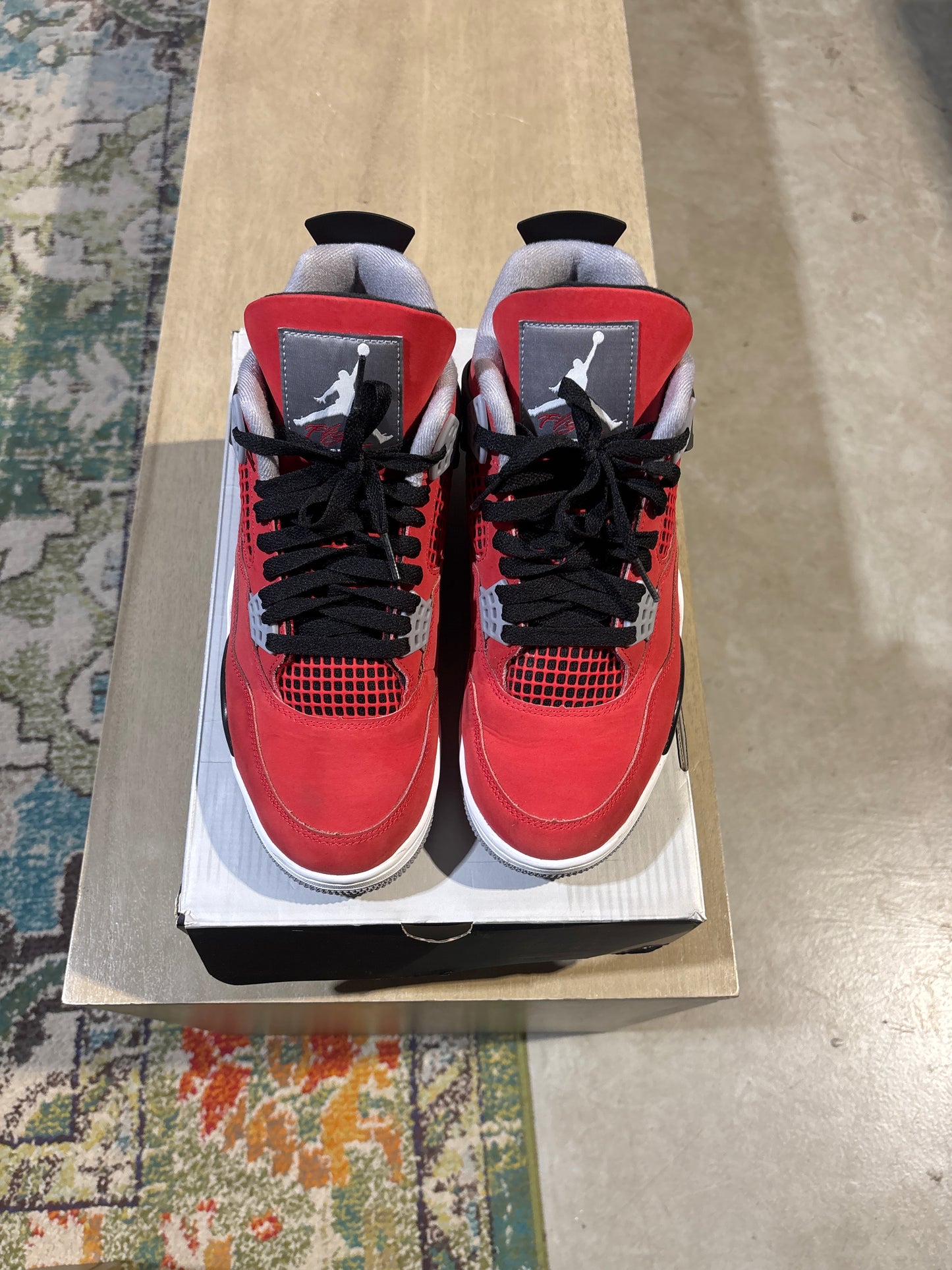 Jordan 4 Toro Used Sz 9