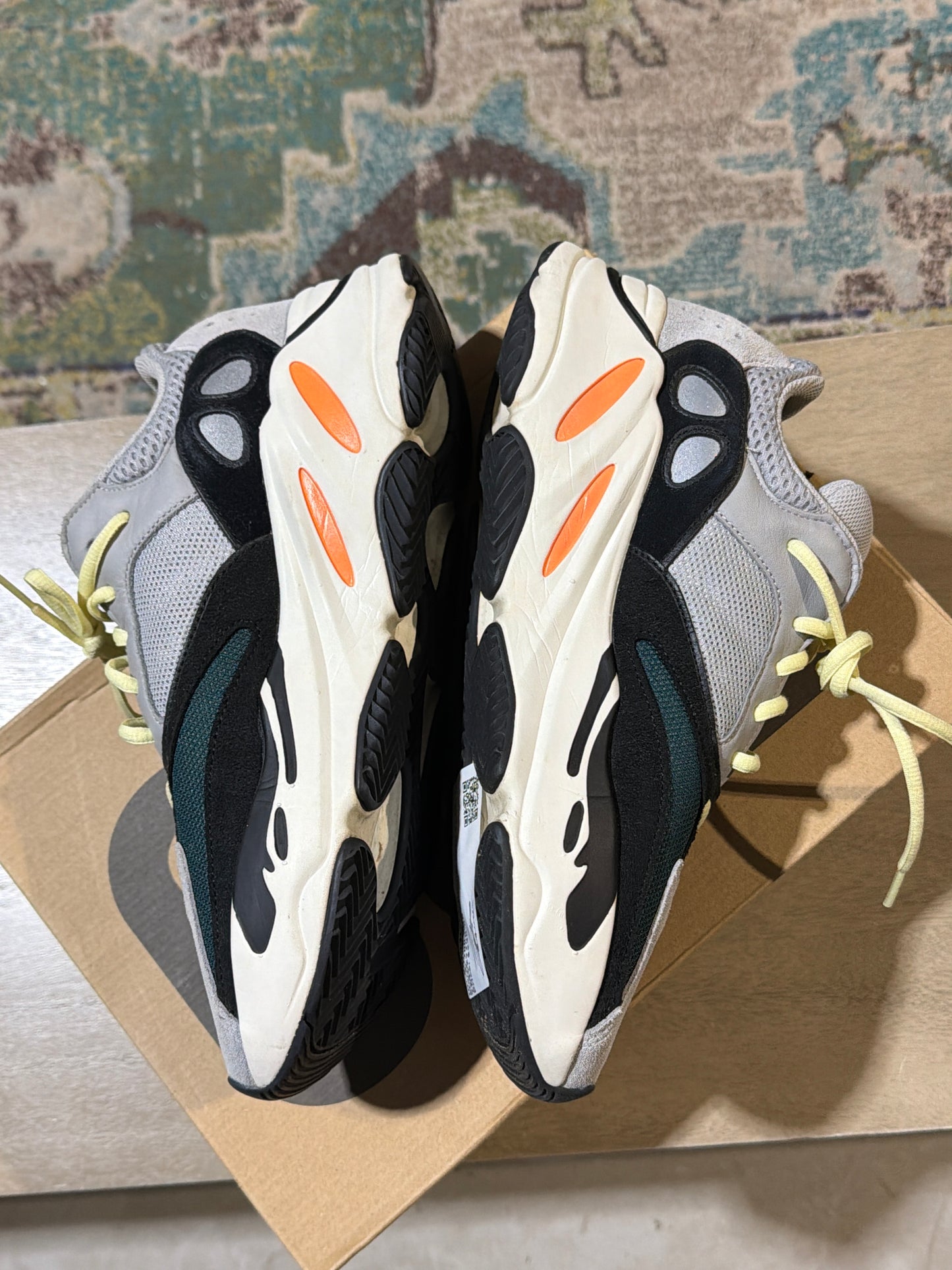 Yeezy 700 Wave Runner Used Sz 10