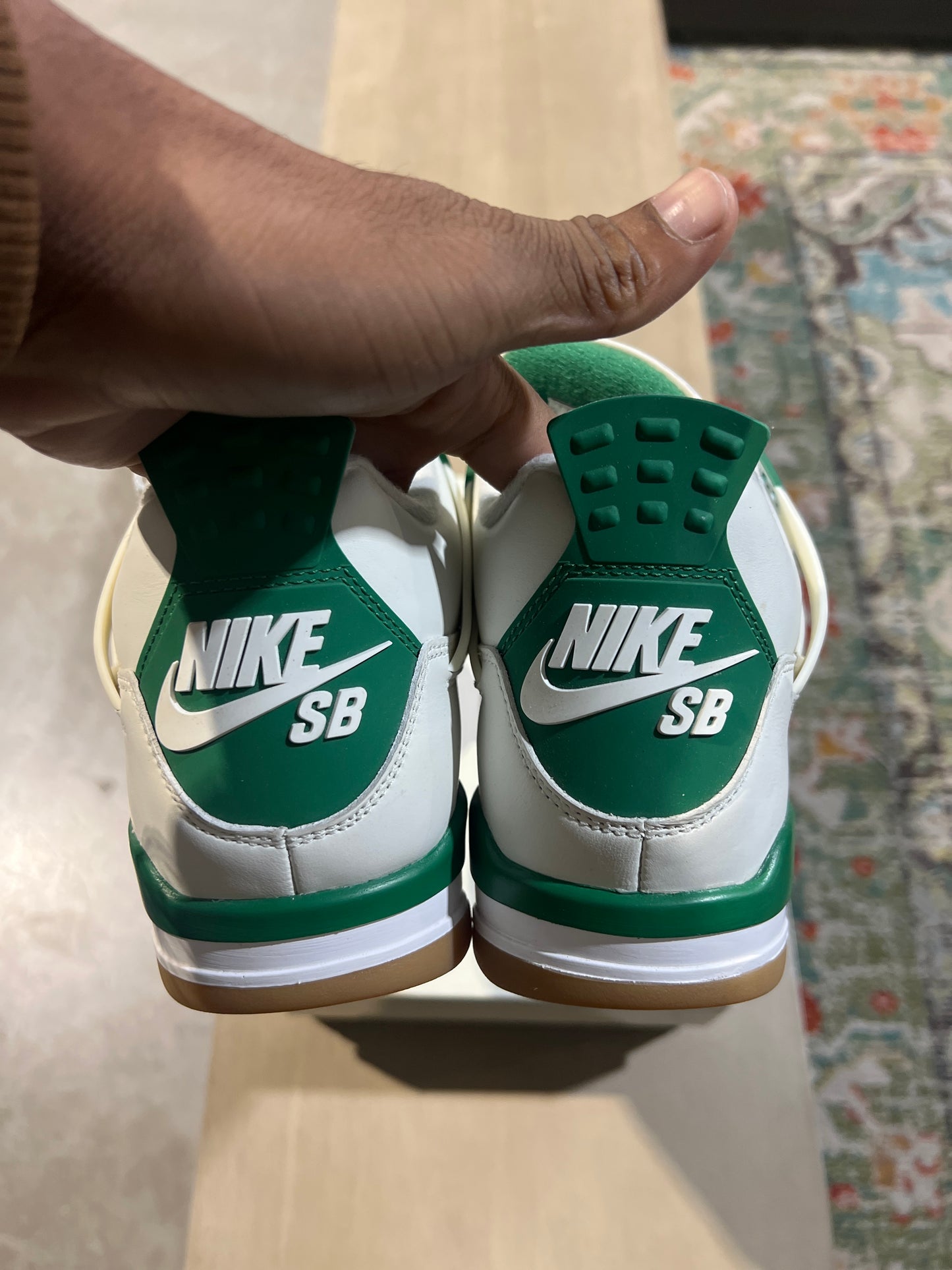 Jordan 4 SB Pine Green Used Sz 8