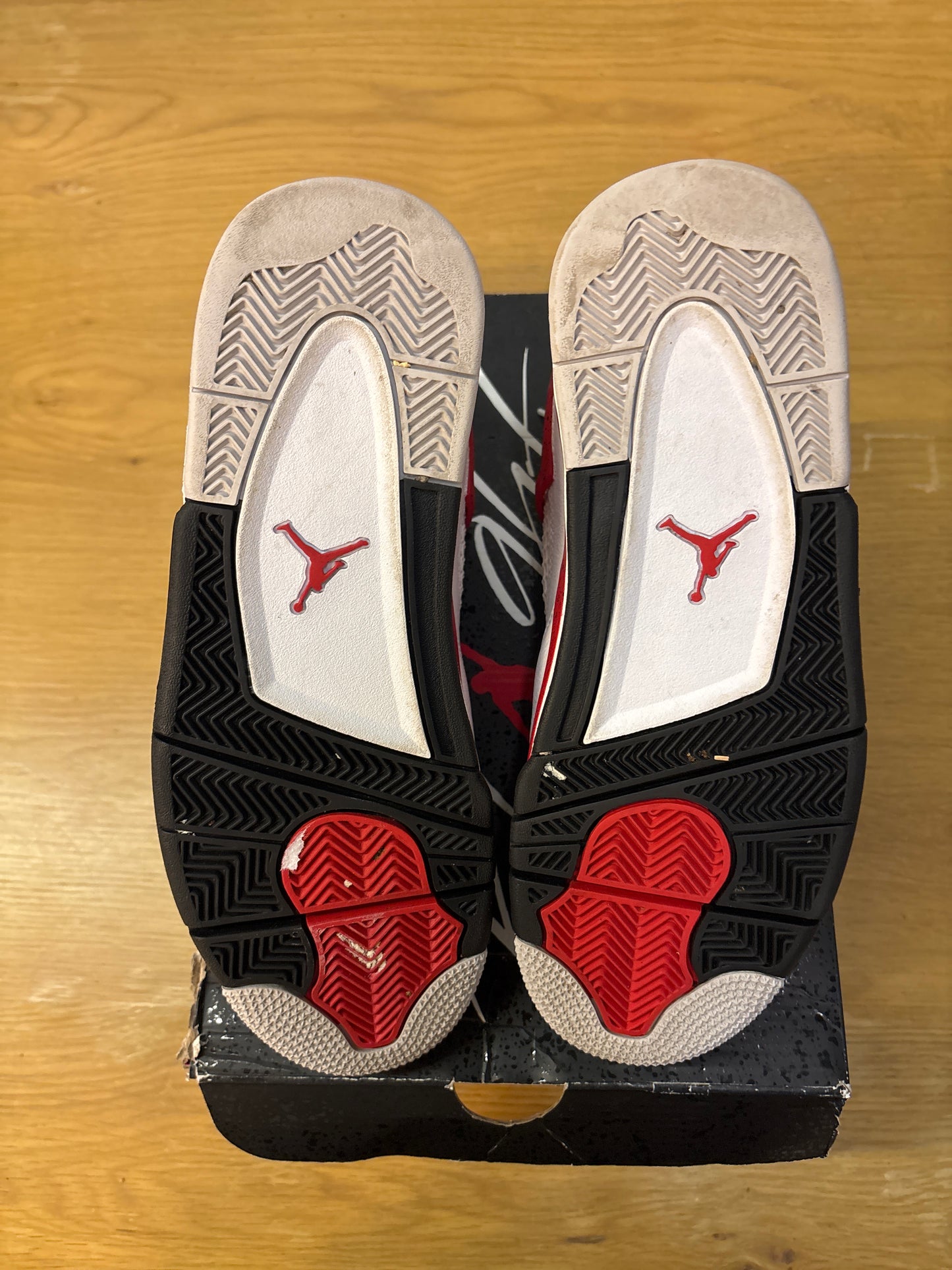 2. Air Jordan 4 Retro Red Cement Used Size 9