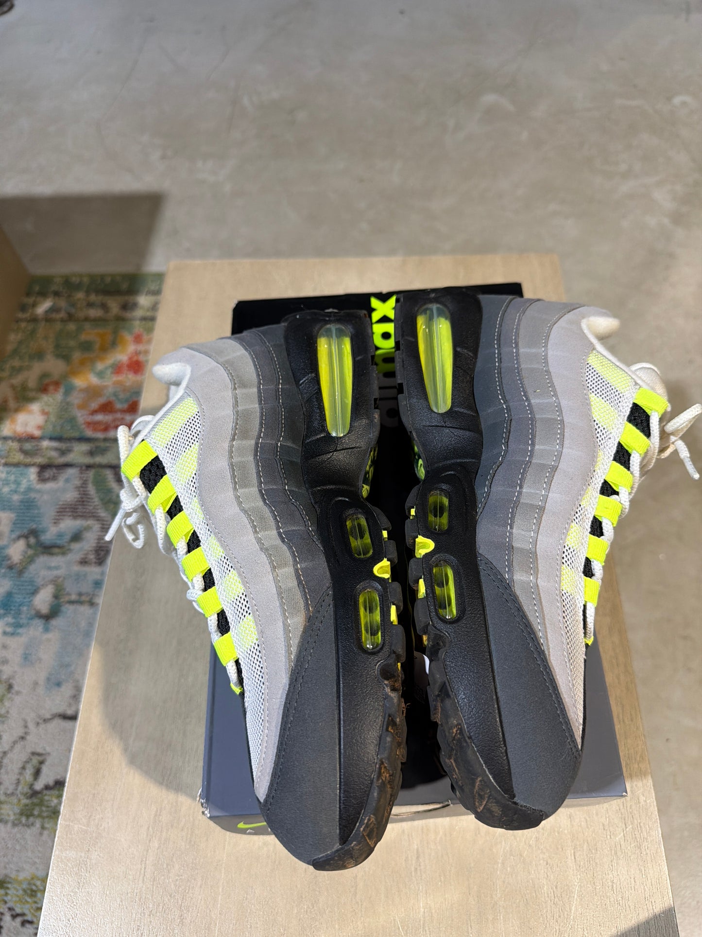 Nike Air Max 95 Neon Used Sz 8.5