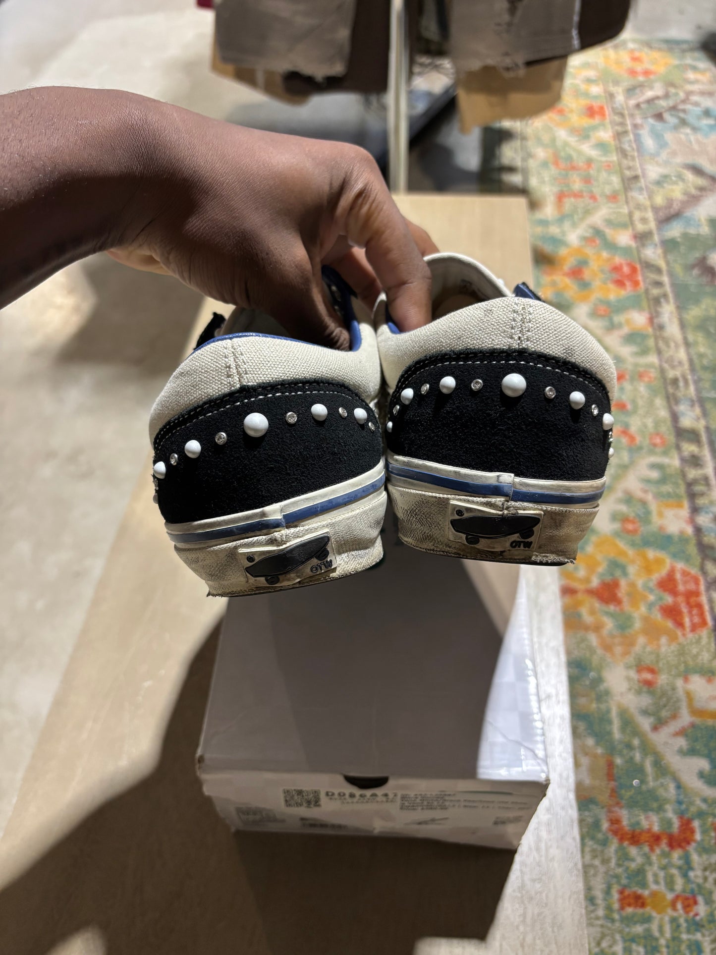 Vans White/Black Pearlized Old Skools Used Sz 12