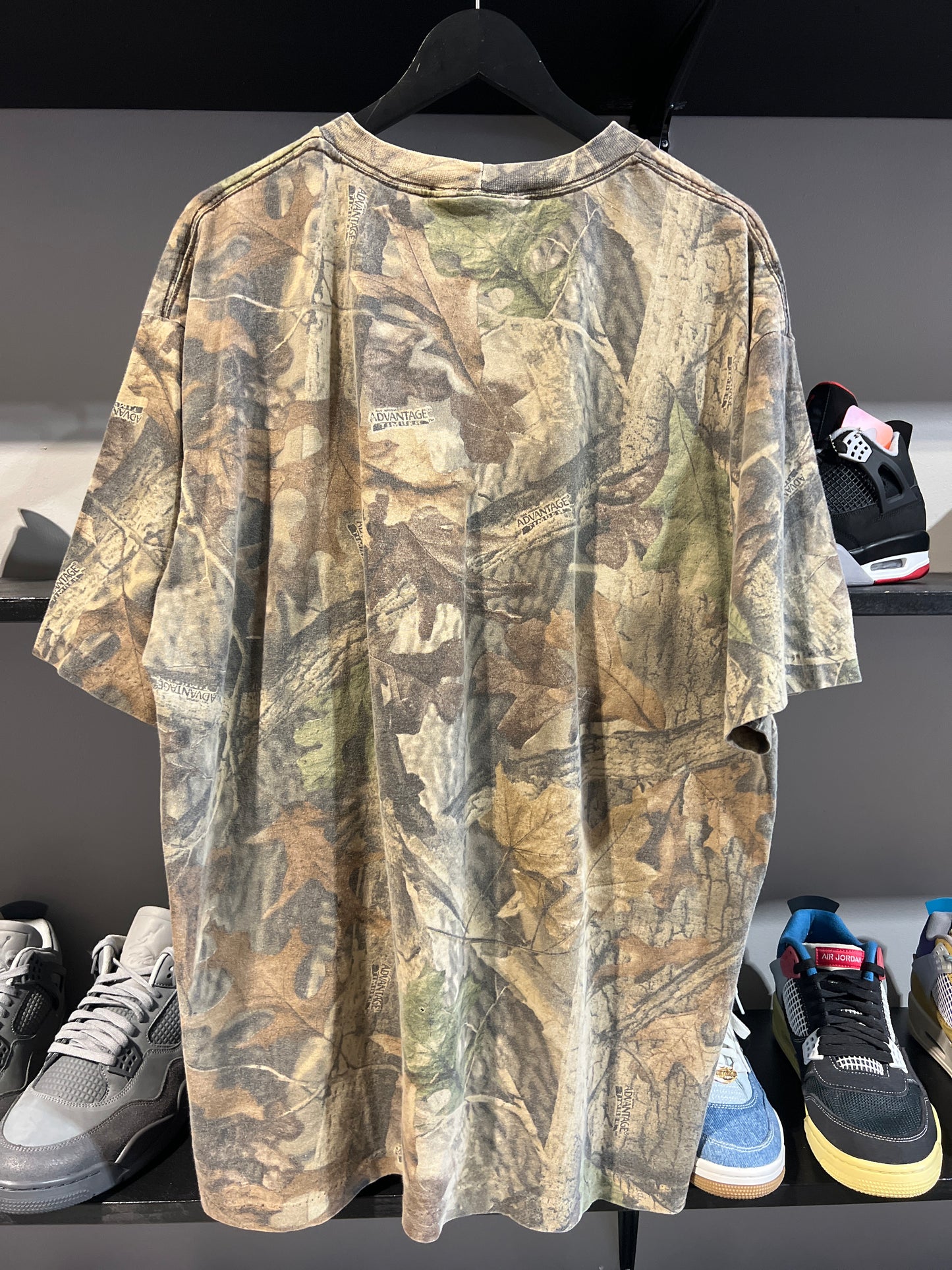 Vintage real tree camo tee