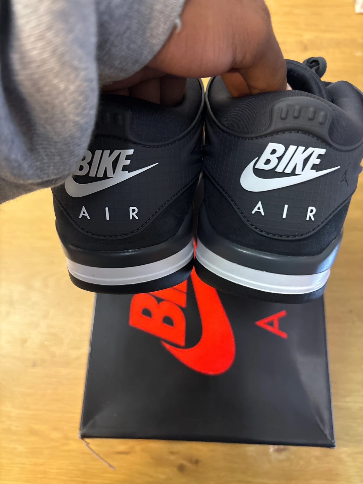 Jordan 4 RM SP Nigel Sylvester Driveway Grey - Pre-Owned
