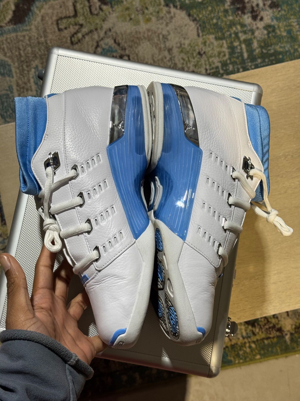 Jordan 17 Retro Low SP University Blue (2024) - Pre-Owned
