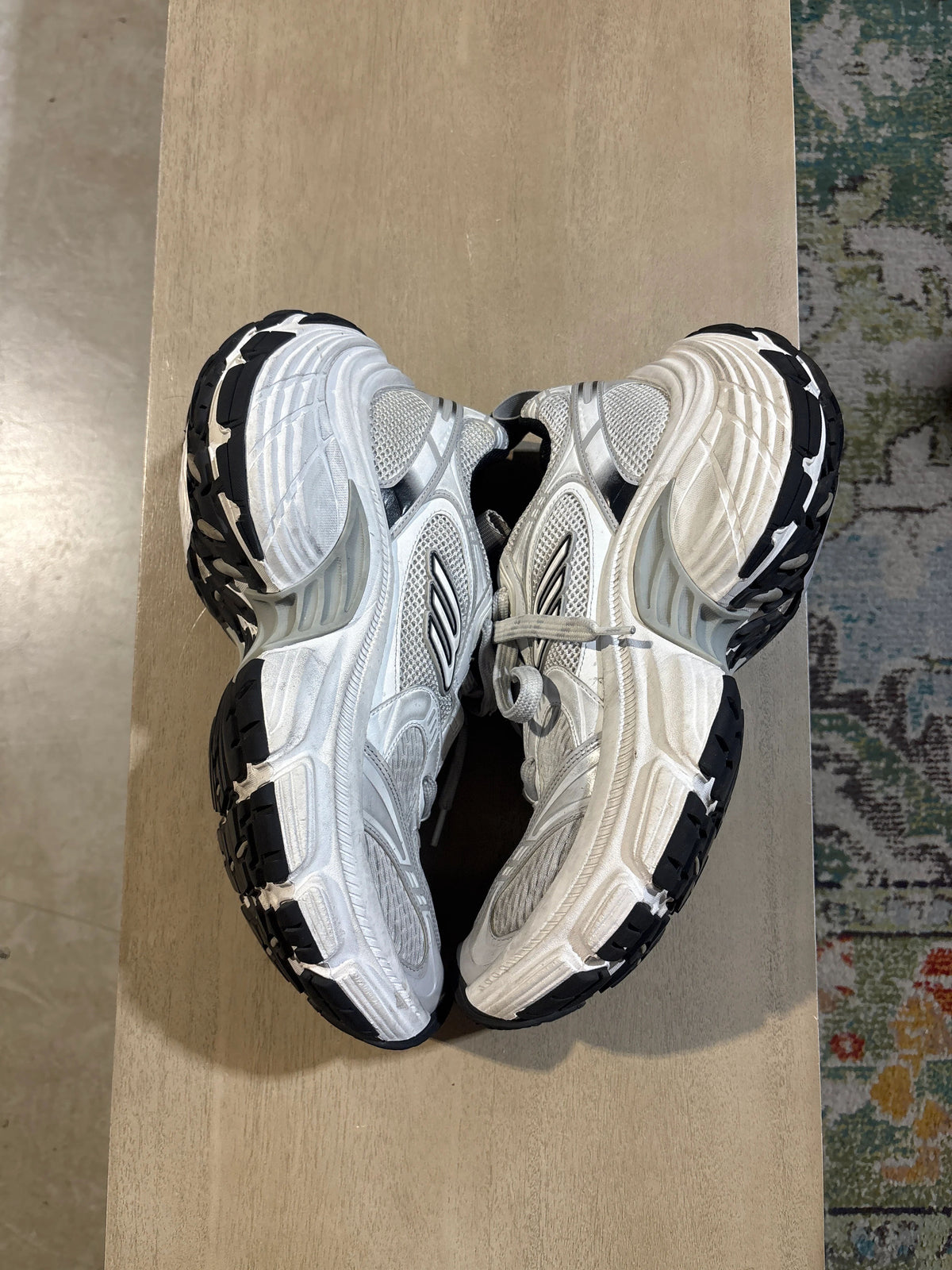 Balenciaga 6Xl Grey/White Used Sz 10 Nb - Pre-Owned