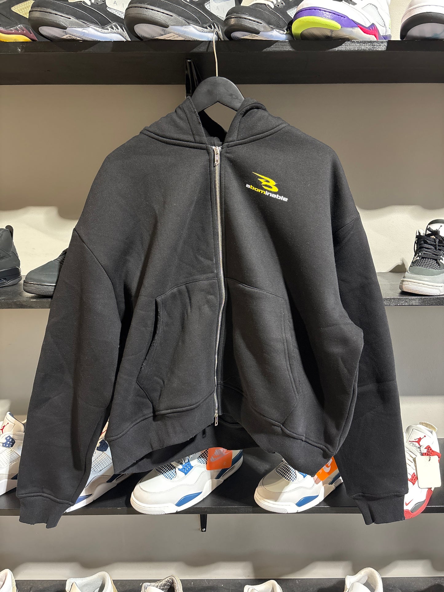 Abominable B Logo Zipup Black/Yellow
