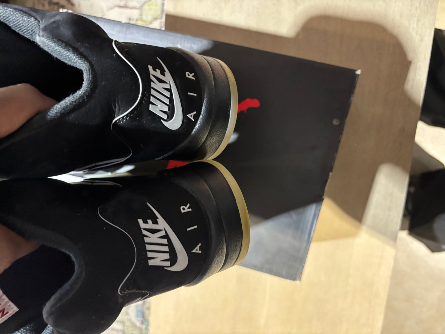 Jordan 5 Metallic Used Sz 9.5 (2)
