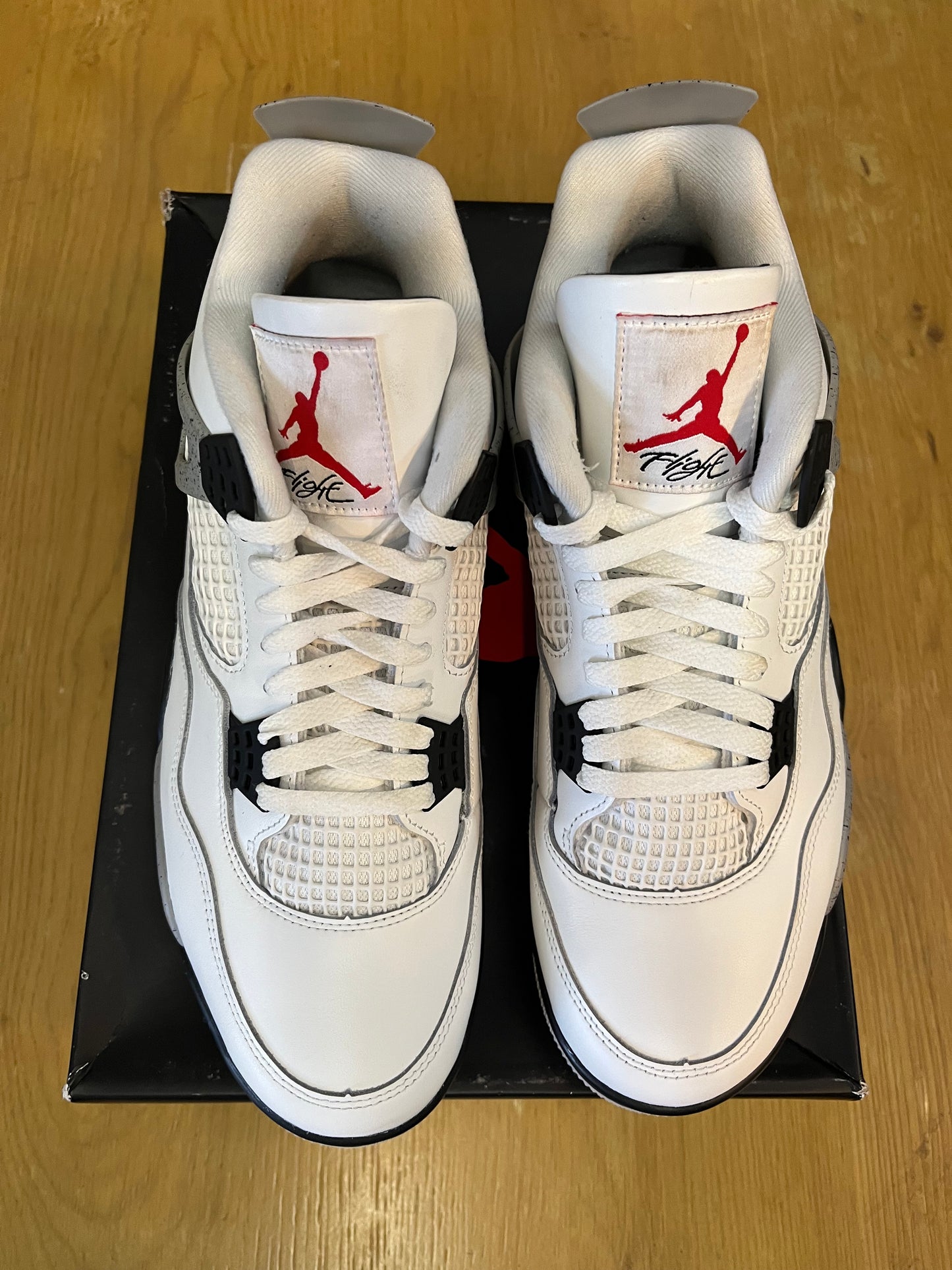 AIR JORDAN 4 RETRO OG WHITE CEMENT  Used Sz 12 2
