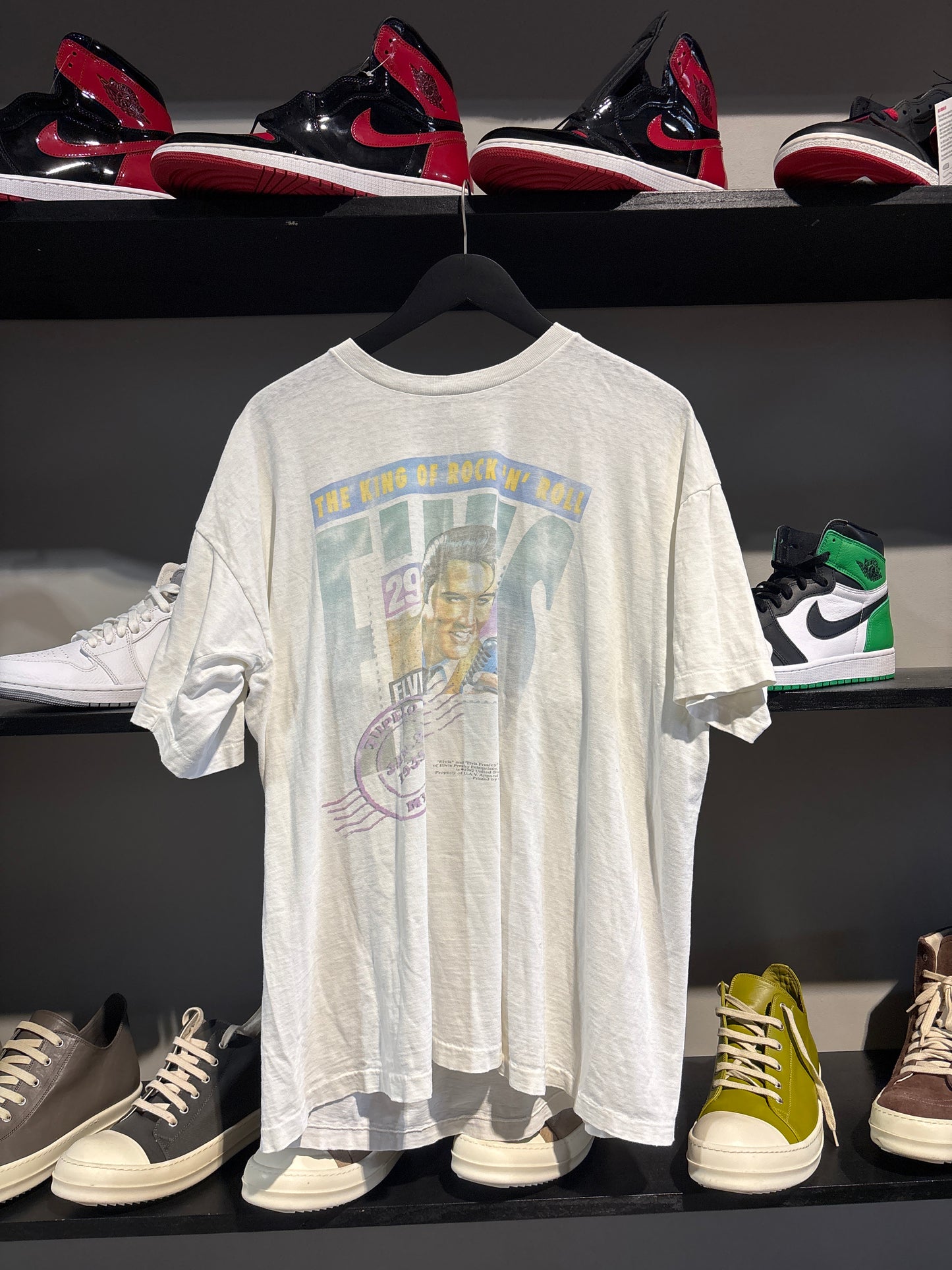 Elvis King Of Pop Vintage Tee SZ XL